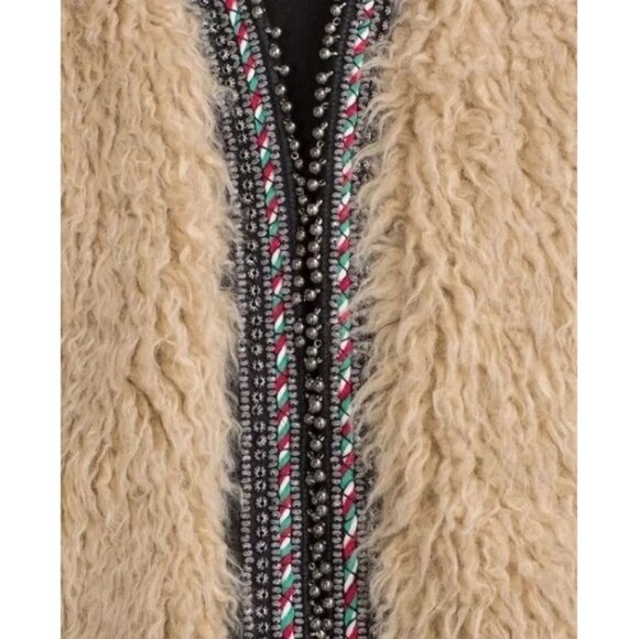 EUC Zara Trafaluc Outerwear caramel textured faux fur vest with embellished trim - Picture 4 of 8